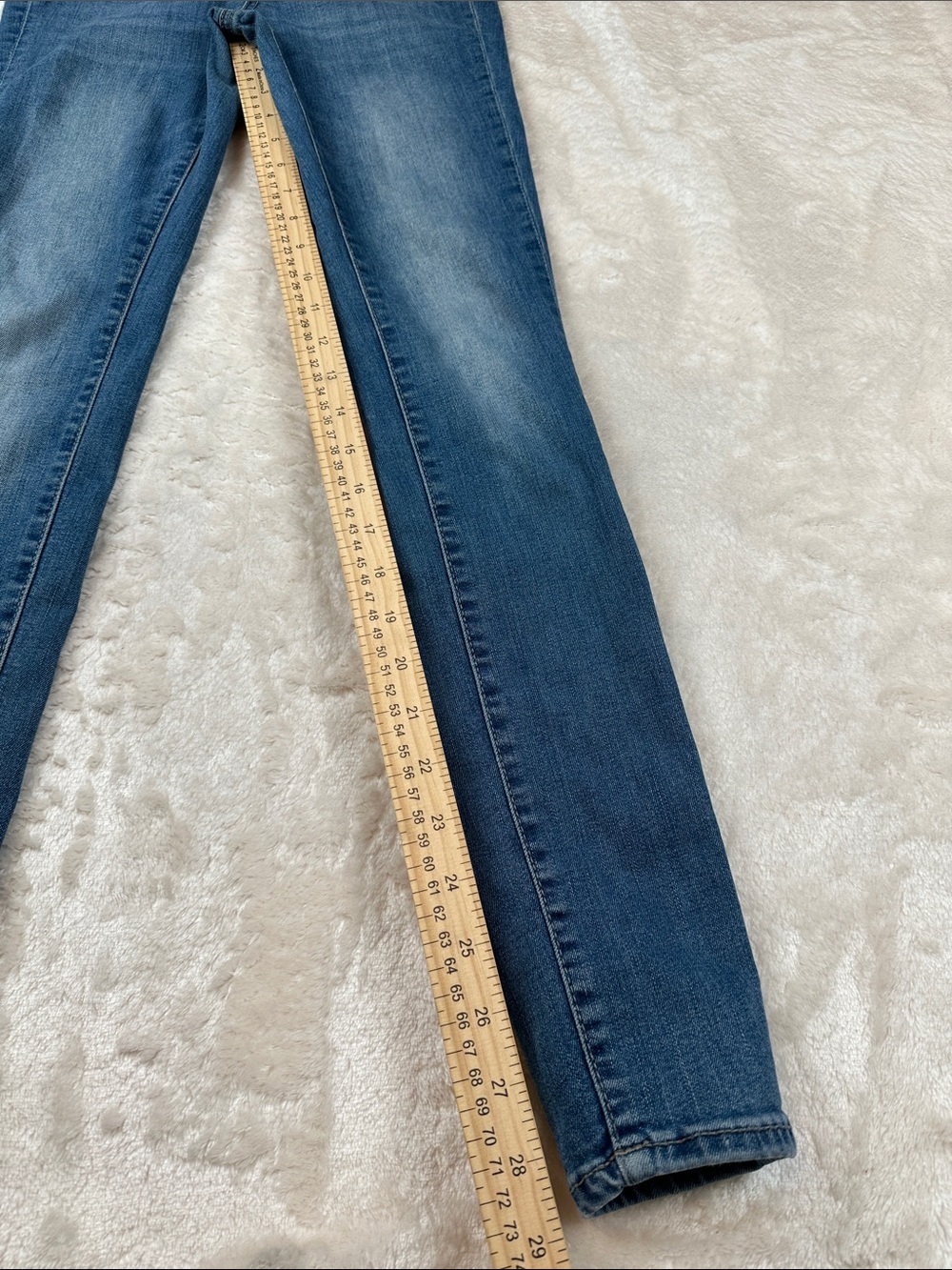 Refuge Mid Wash High-Rise Jegging-Fit Skinny Jeans - Picture 5 of 7